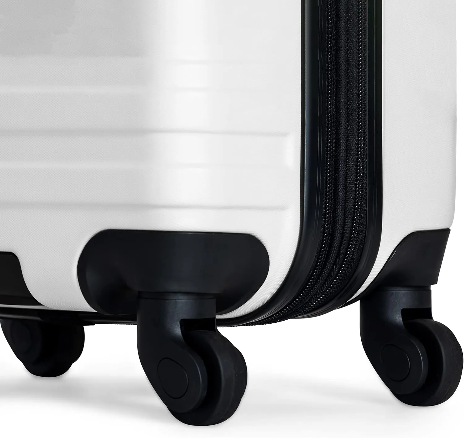 Ben Sherman Hereford Spinner Travel Upright Luggage, White, 28-Inch Checked