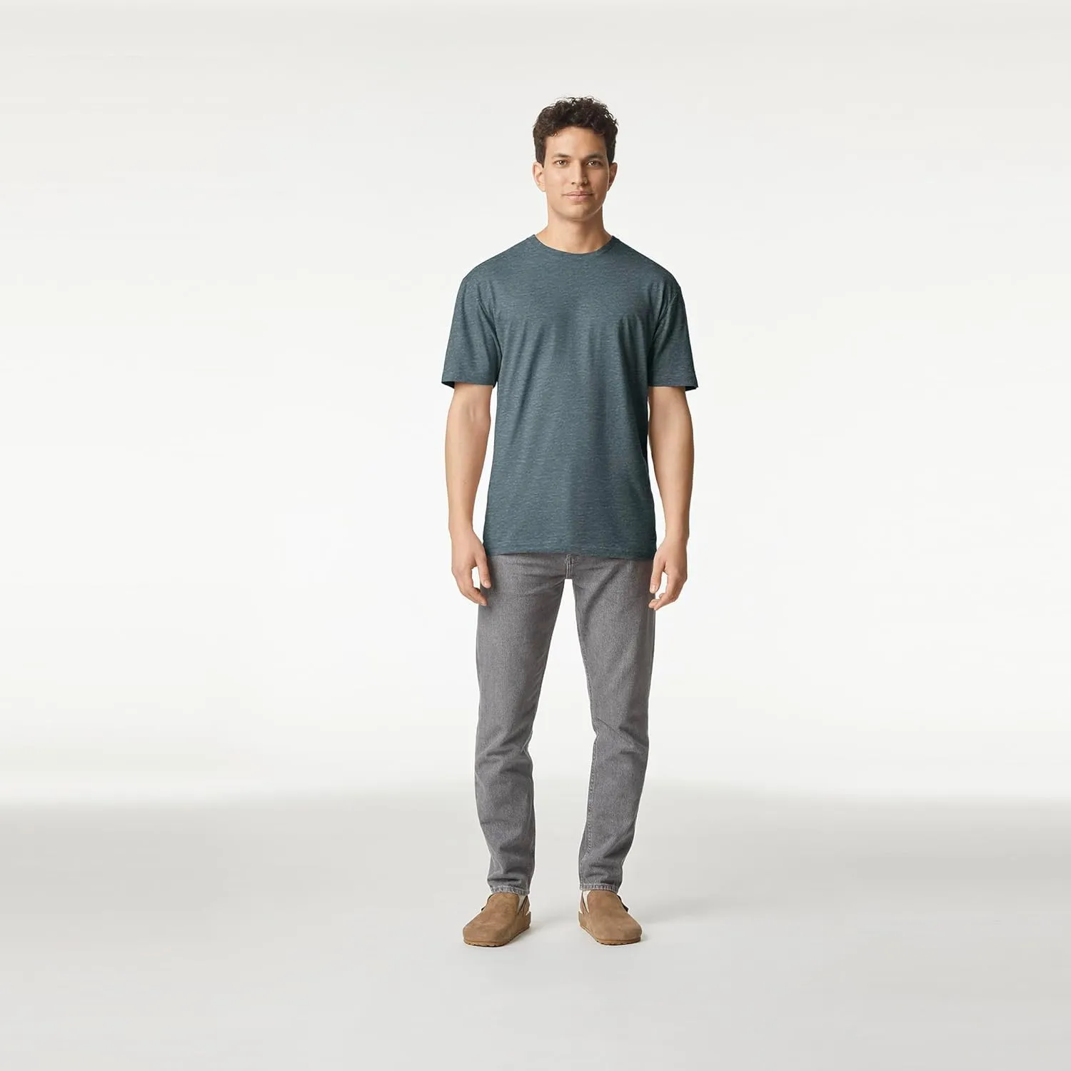 Gildan Unisex Adult Softstyle Cotton T-Shirt, Style G64000, Multipack
