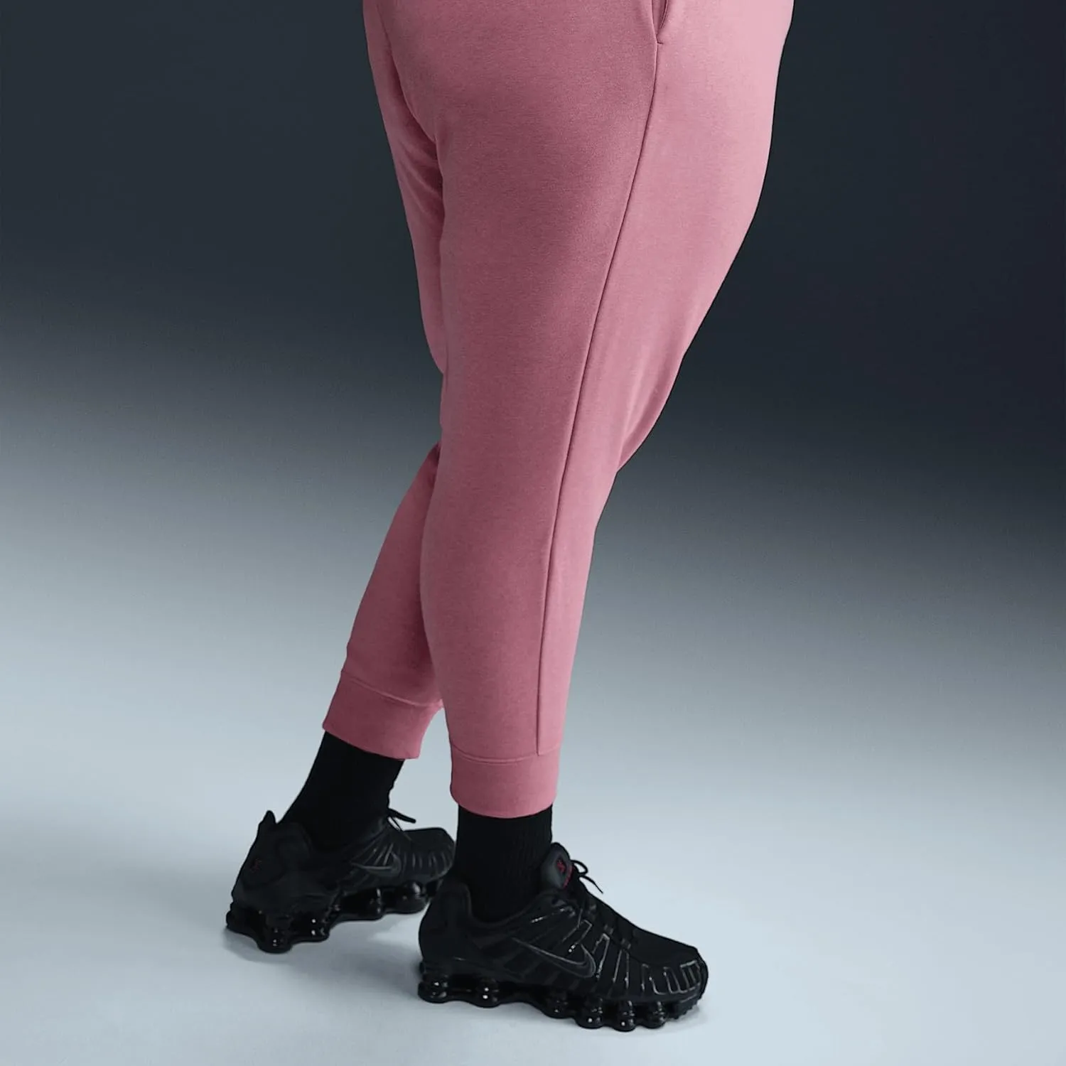 Nike Sportswear Club Fleece Women's Mid-Rise Joggers (Plus Size) (DV5085-699, Elemental Pink/Heather/White)