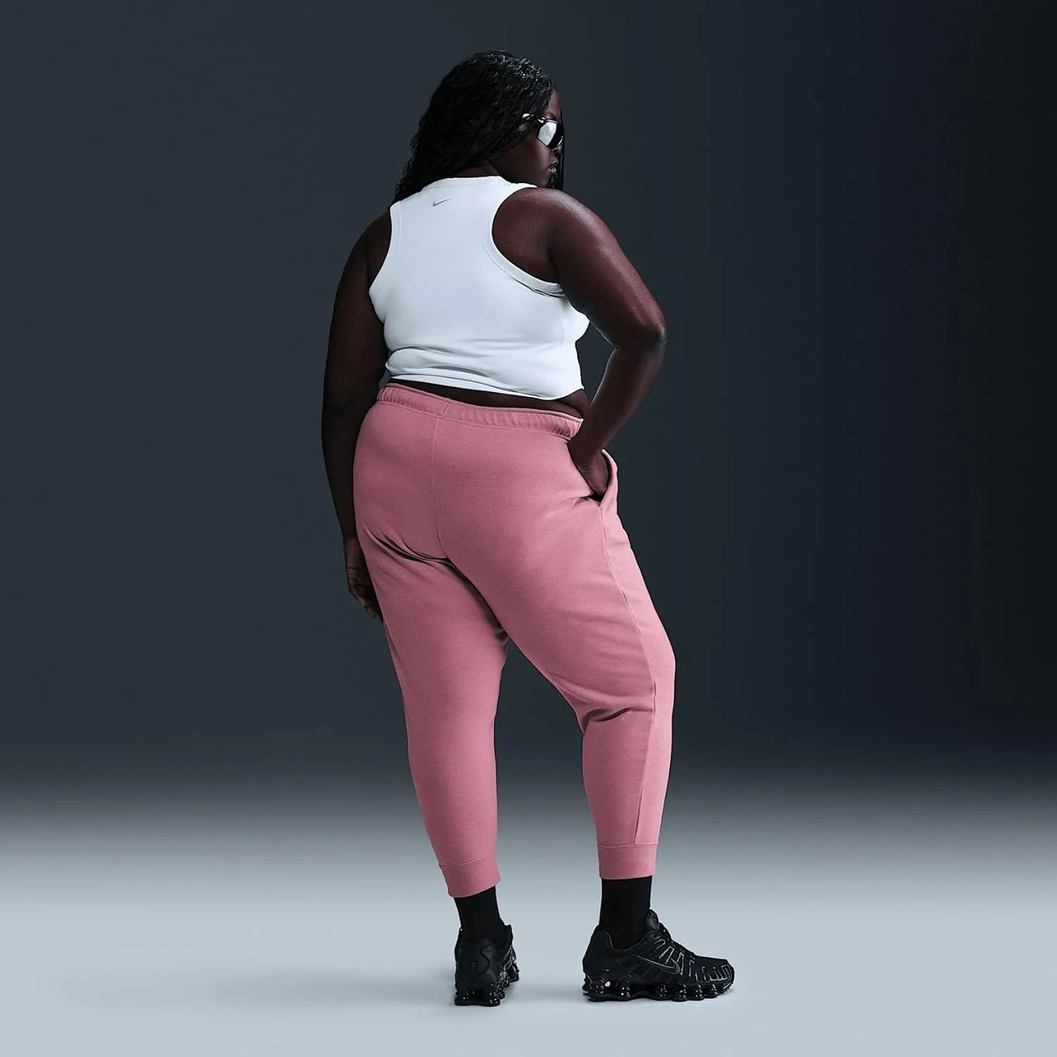Nike Sportswear Club Fleece Women's Mid-Rise Joggers (Plus Size) (DV5085-699, Elemental Pink/Heather/White)