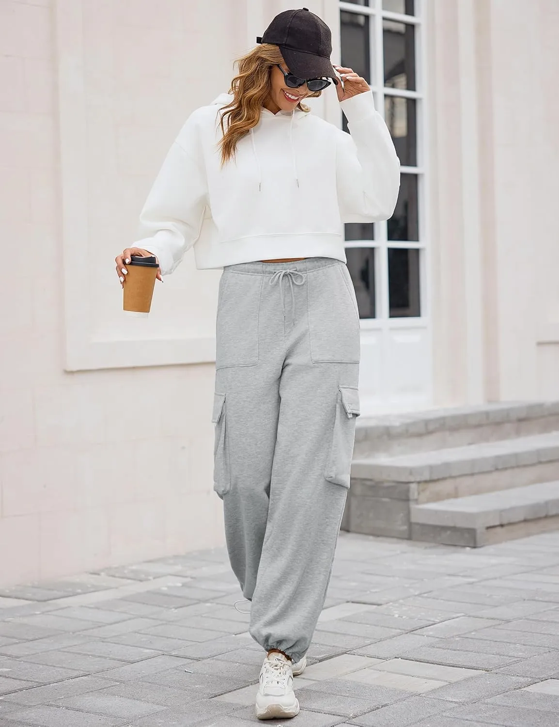 Quenteen Cargo Sweatpants for Women Fleece Straight Wide Leg Sweat Baggy Joggers Pants with Pockets