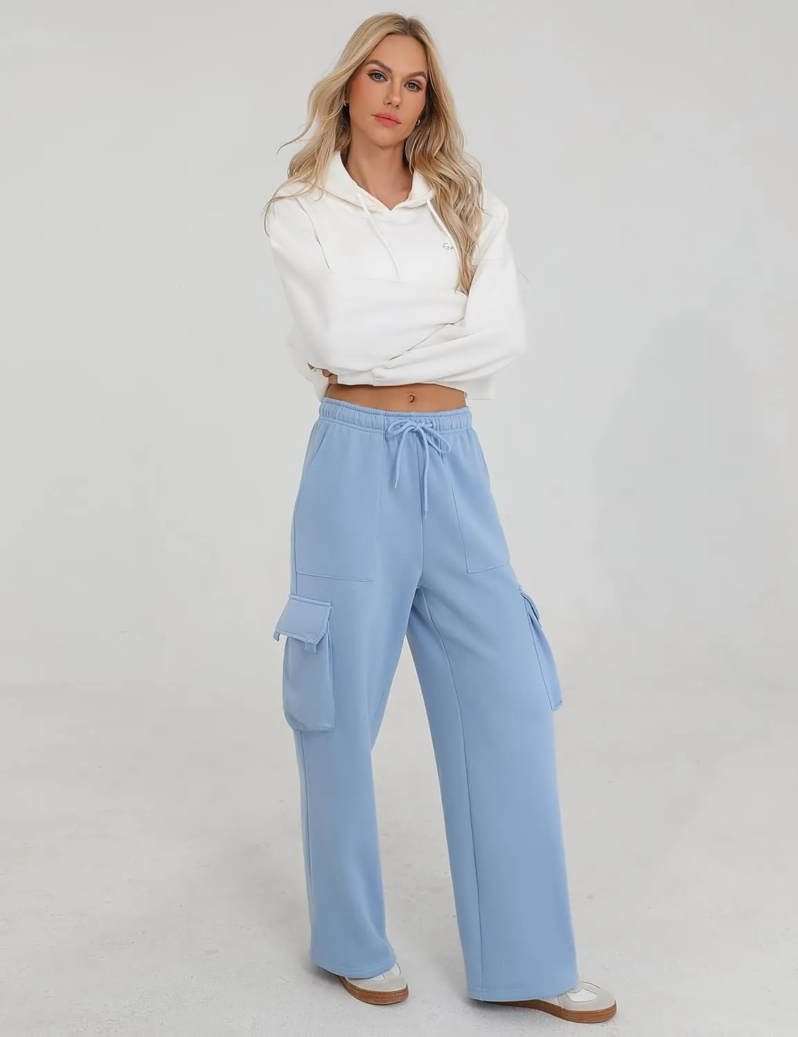Quenteen Cargo Sweatpants for Women Fleece Straight Wide Leg Sweat Baggy Joggers Pants with Pockets