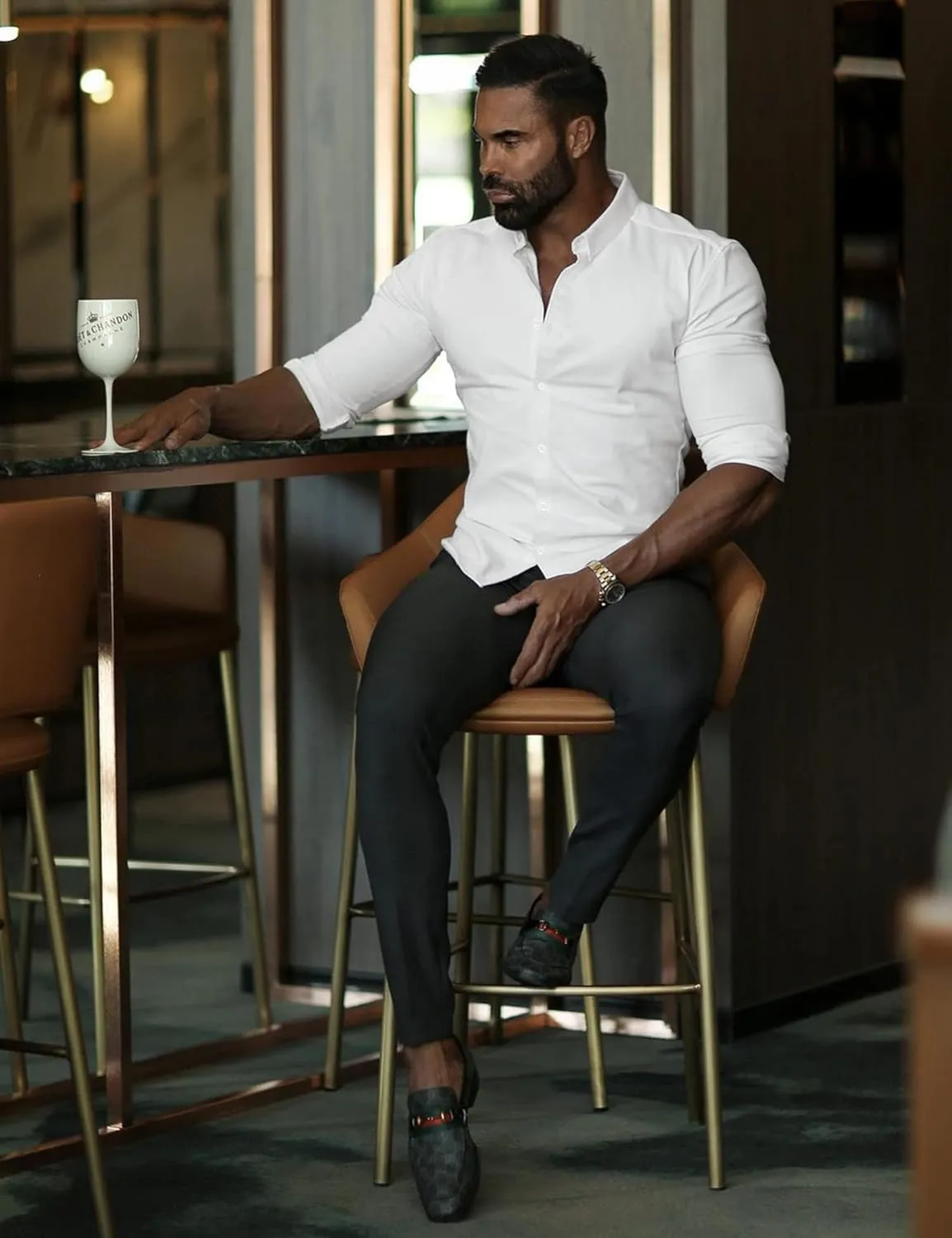 URRU Men's Muscle Dress Shirts Slim Fit Stretch Long&Short Sleeve Casual Button Down Shirt