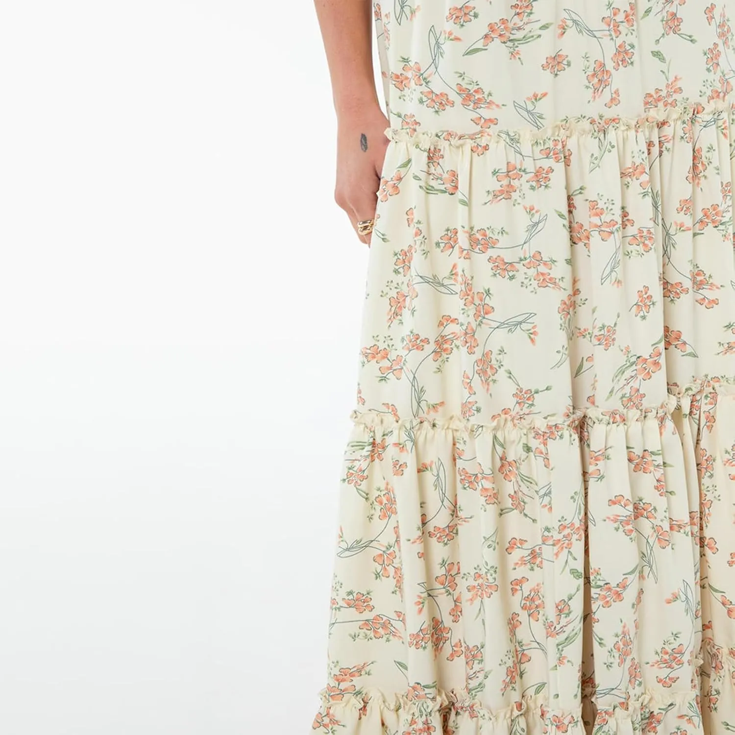 Women Flowy Maxi Skirt Elastic Waist Tiered Long Skirts Loose A-Line Ruffle Swing Skirt Solid Boho Pleated Skirt