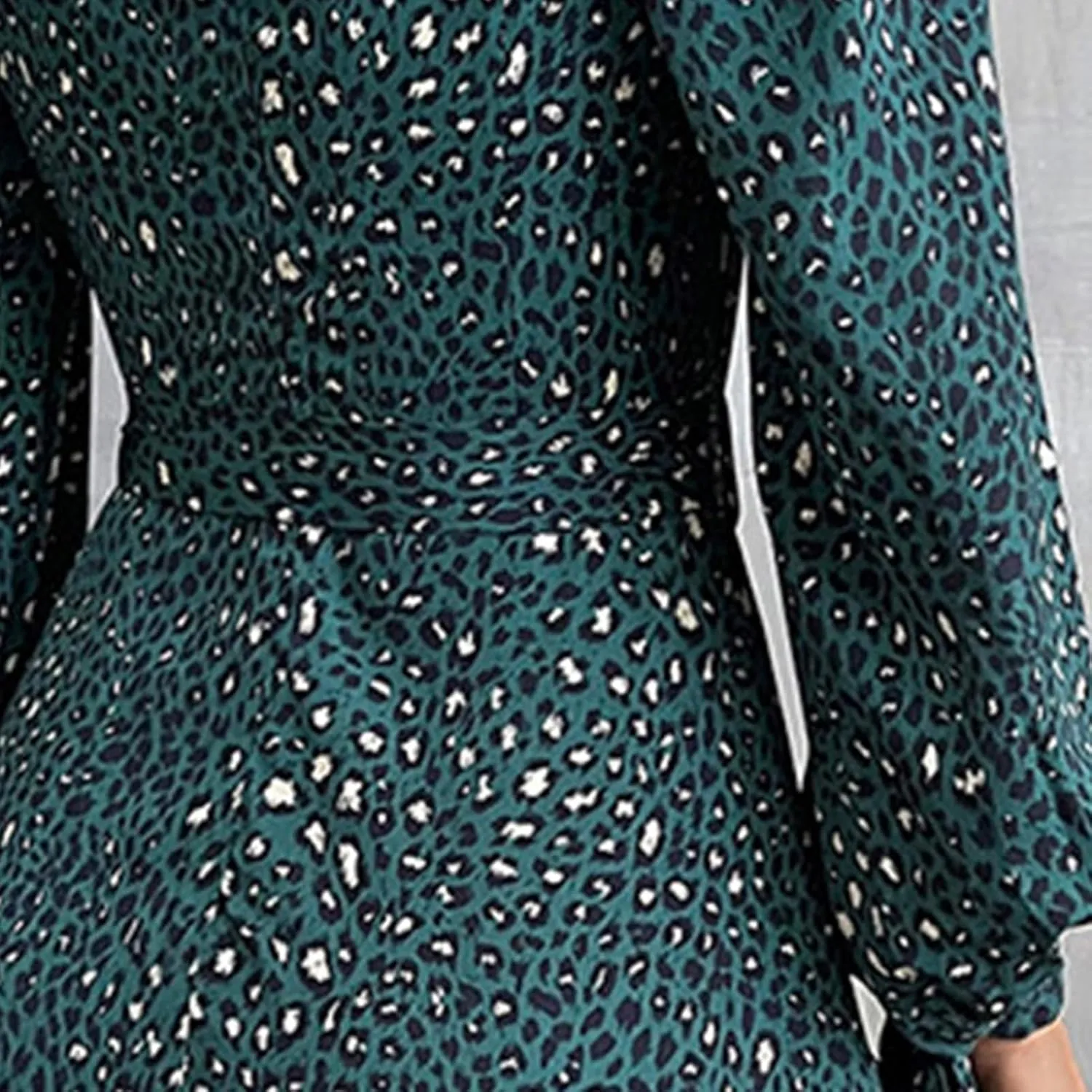 Womens Floral Ruffle Sun Dress Sundress V Neck Long Sleeve Smocked Skater Mini Dress Summer Print Swing A-Line Dresses